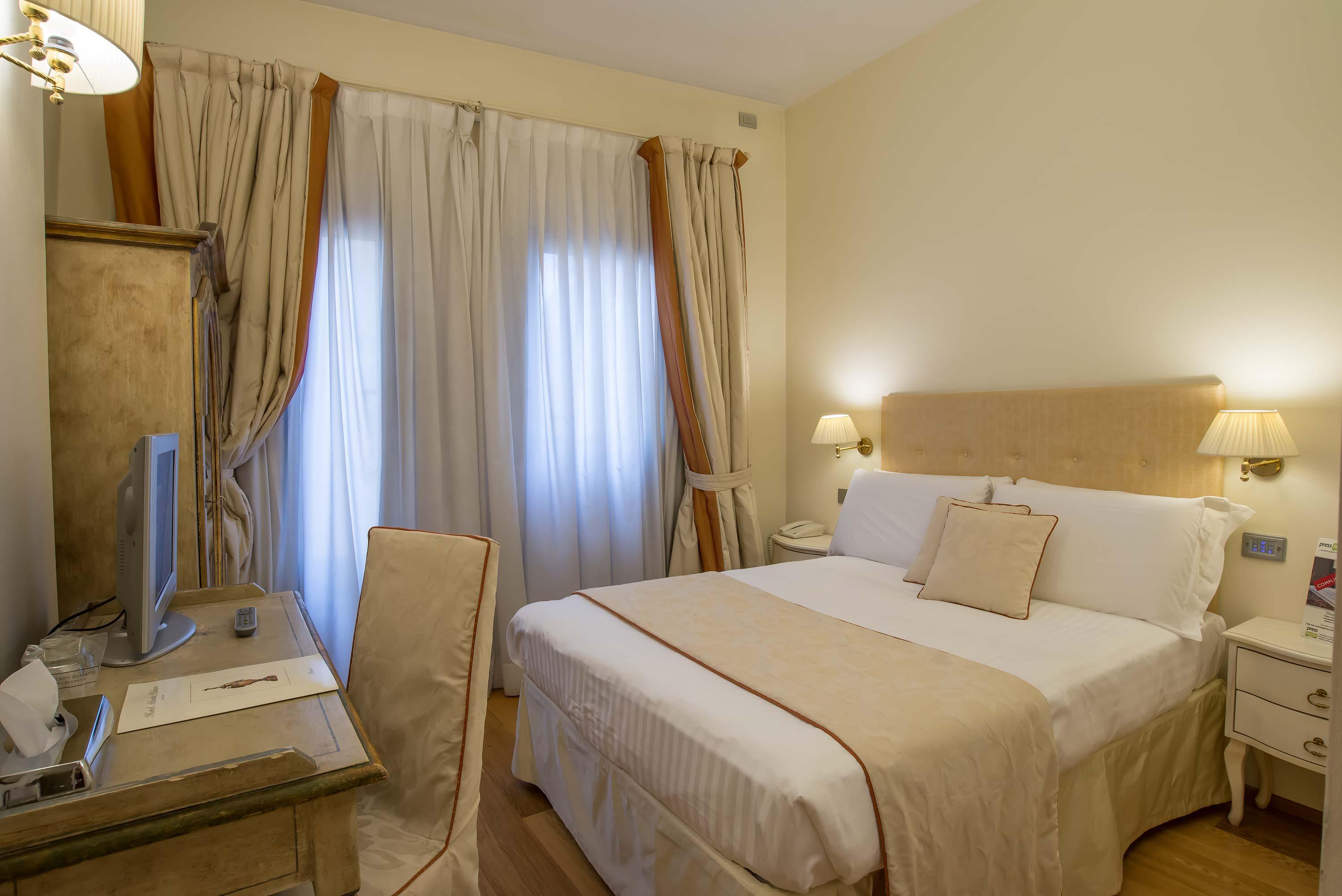 Hotel Atlantic Palace Firenze Bagian luar foto
