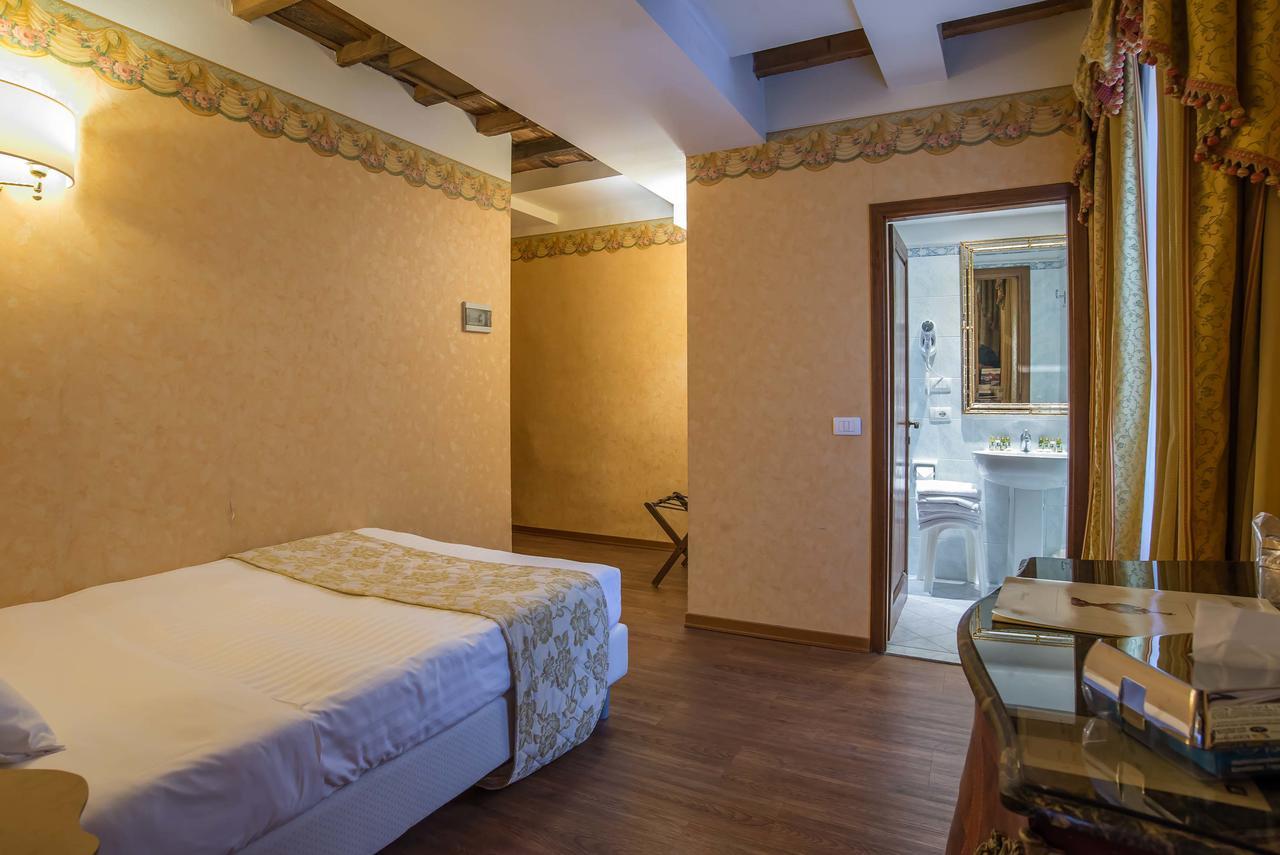 Hotel Atlantic Palace Firenze Bagian luar foto